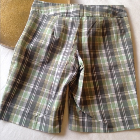 Ella J. Junior's Bermuda Shorts, Size 1, NWOT - Picture 2 of 3